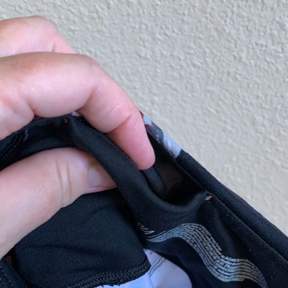 Victoria’s Secret Sport Floral Knockout Leggings 🌴 - Picture 6 of 6